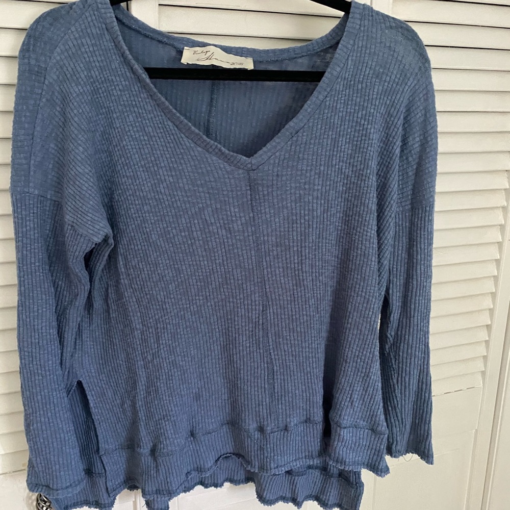 Long sleeve sweater/top